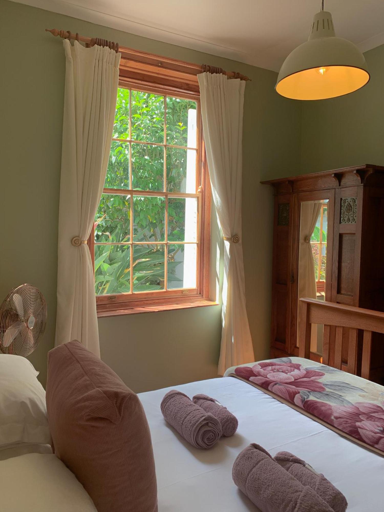 Holiday home Rosehaven *